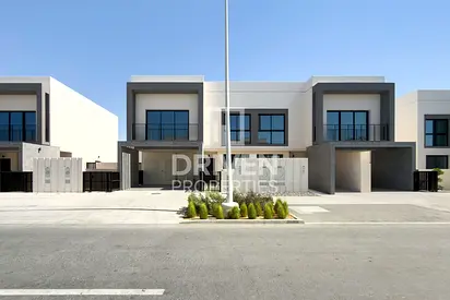 Best Layout | 3BR | Maids Room and Office | Vacant