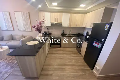 HUGE LAYOUT | FULLY FURNISHED | VACANT NOW