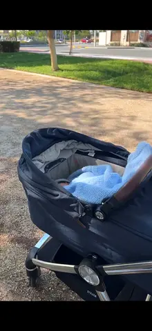 Well-kept pram carrycot - used, good condition