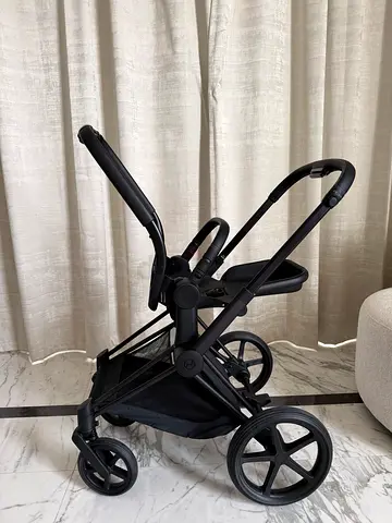 Cybex Platinum Priam Frame  Seat RBA/Matt Black