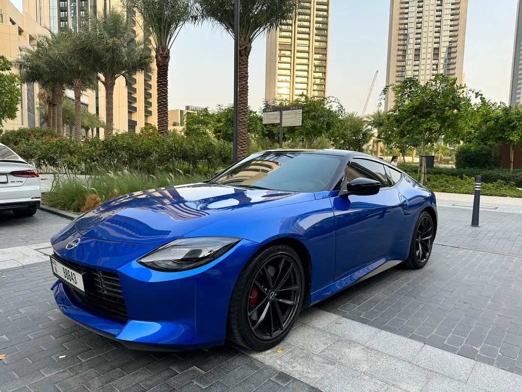 Nissan Z 2023 — photo 1 of 9