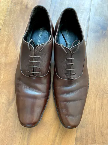 Giorgio Armani brown leather mens dress shoes - size 44