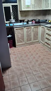 PARTITIONS for INDIAN LADIES near Ajman Lulu hypermarket, all inclusive AED 650