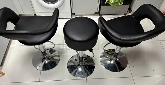 Set of 3 Black Adjustable Bar Stools with Chrome Base