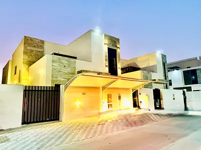 Villa for sale in Al-Haliyo 2 area, consisting of 4 master bedrooms, a majlis and a hall