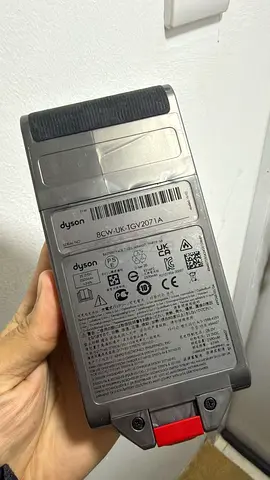 Dyson Vacuum replacement battery. Available V12