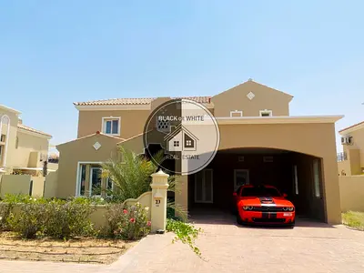 Spacious Villa in Peaceful Green Community