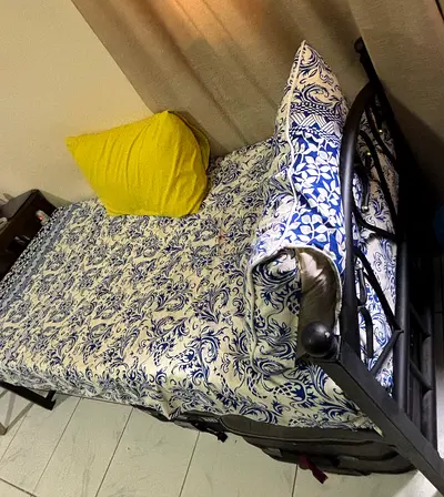 Single bed for sale