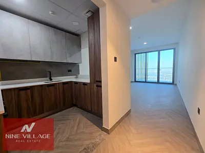 شقة حديثة بغرفتي نوم | ألف نون ريزيدنس | إطلالات على وسط المدينة والمارينا | JVC District 16