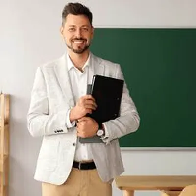 🎓 مستقبل ابنك يبدأ من أساس قوي
🎓 Build a Strong Future for Your Child