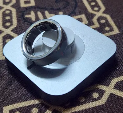 Oura Ring Generation 4 ( 1 month use) - Size 8