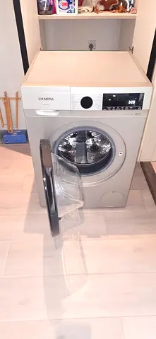 Siemens iq300 9kg washer machine like new condition