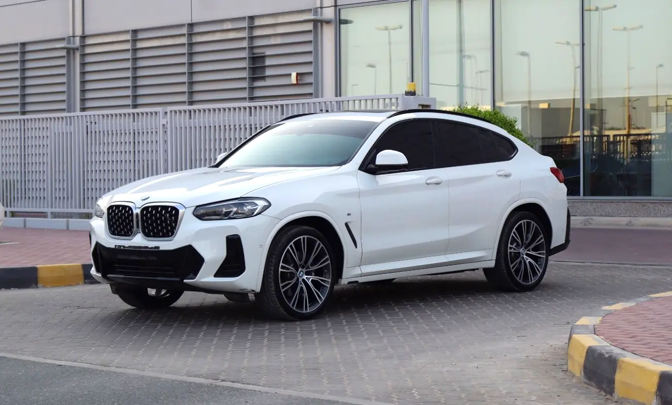 BMW X4 2022 — photo 1 of 20