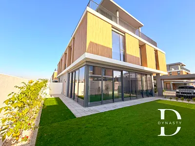 VACANT | LANDSCAPED | INTERNAL ROAD FACING