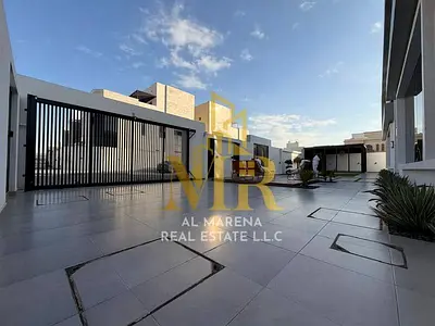A rare cash opportunity! Own a luxurious villa in Al Zahia, Ajman, with personalized finishing and regal spaces at an exceptional price for a limited