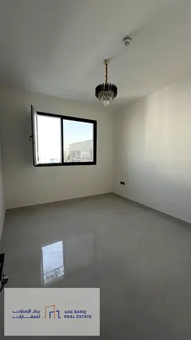 شقه ايجار اول ساكن منطقه مويلح التجاريه الشارقه