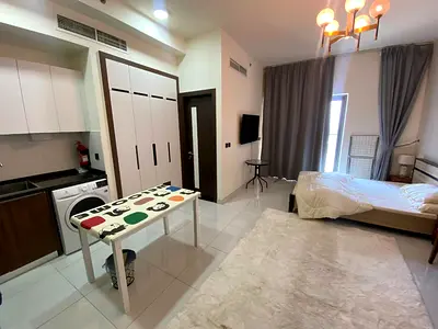 Luxury Studio Apartment in Lawnz by Dnube