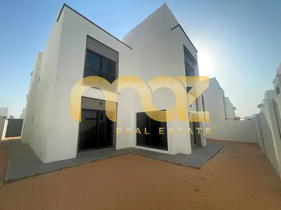 SINGLE ROW - Next To Corner | Family Home | Call !