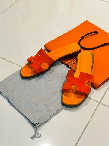 Pre-owned Orange Leather Slide Sandals (Size 38 eur) with Dust Bag