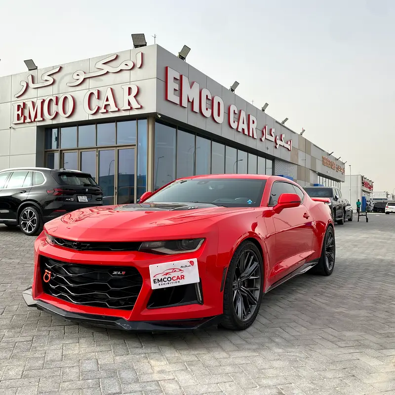 Chevrolet Camaro 2023 — photo 1 of 18