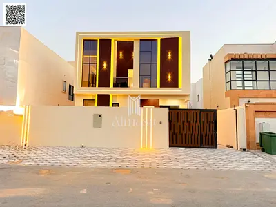 Freehold .Modern villa on a main street,No service fees