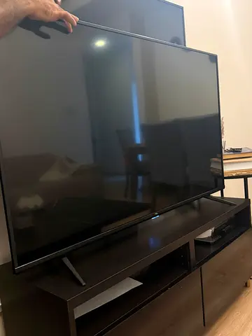 TCL LCD FOR SALE 55 INCH (Display not coming, LCD slightly broken)