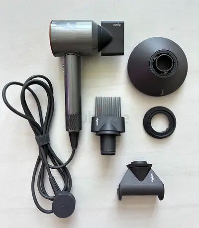 DYSON Supersonic Hairdryer With 5 Attachments