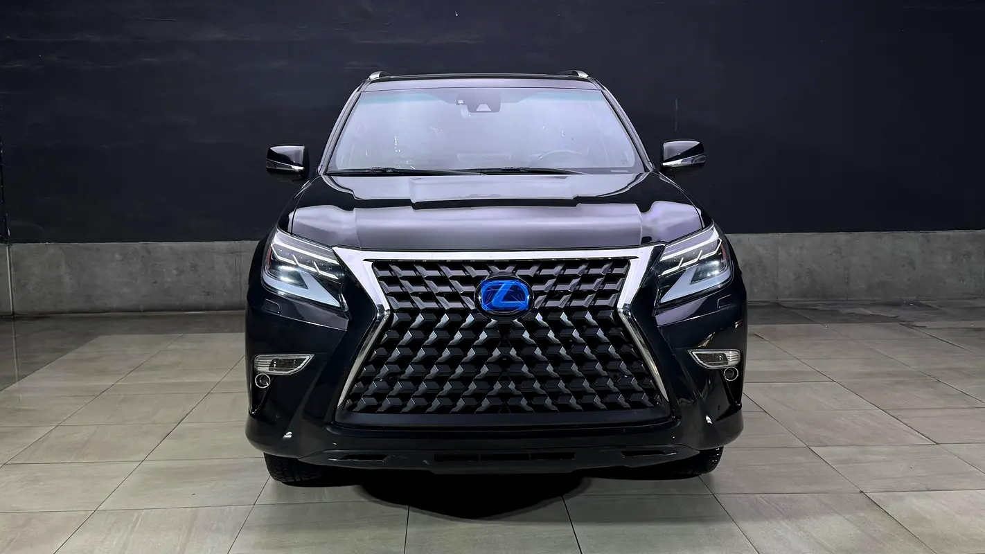 Lexus GX-Series 2023 — photo 1 of 19