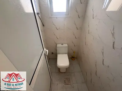 Corner house with four rooms, clean, in the storage room