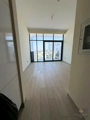 Prime Location I Well Maintained I Good Deal