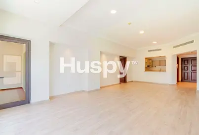 Renovated I Unfurnished I Large Layout