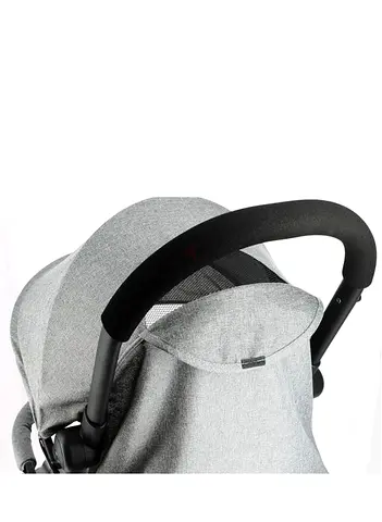 Lightweight compact stroller in excellent condition. Negotiable price.