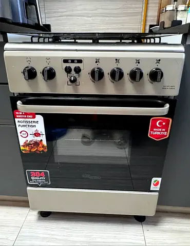 Gas Range with Oven