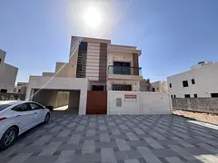 🏠 Villa for sale in Al Amrah, Ajman - 5 master bedrooms, majlis and living room - freehold owners