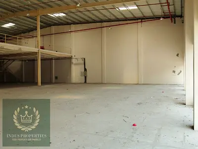 Wearhouse for rent Prime commercial location near China Mall