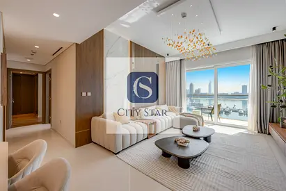 Luxury Upgraded I Fully Furnished I Prime Location