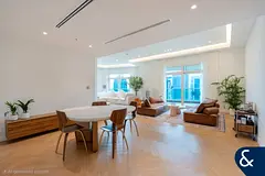 Luxury Upgrades | Penthouse | Vacant | 4 Bed