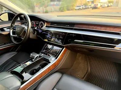 2021 AUDI A8 缩略图 15