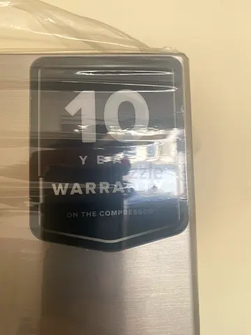 Hisense Refrigerator 328L Gross/250L Net