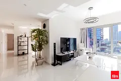 Fully Renovated L Full Marina Views L Low Floor