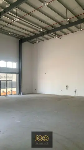 Premium Logistics Warehouse for Annual Rent – ​​Strategically Located in Umm Al Quwain Industrial Area 6000 ft. sq. - 100 kw electricity