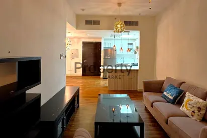 12 Payments | Balcony | Pool View |Vacant Mid-June