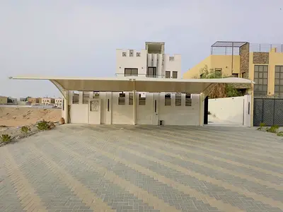 للبيع فيلا فاخره في المويهات1 مكونه من 5غرف ماستر ومجلس وصاله مع مطبخ وغرفة خادمه