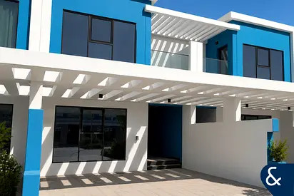 4 Bed | Close to Lagoon | Family Townhouse