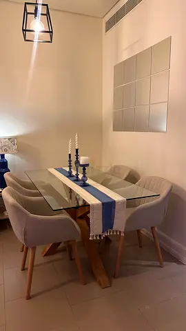 Dining Table with chairs for Sale