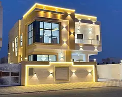🏡 Villa for rent in Al Yasmin - Ajman, 5 master bedrooms + Majlis + 2 halls + kitchen + maid'