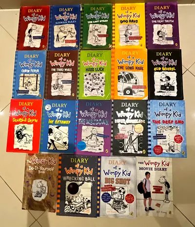 Complete Diary of a Wimpy Kid book collection (From wimpy kid till big shot)+ extras