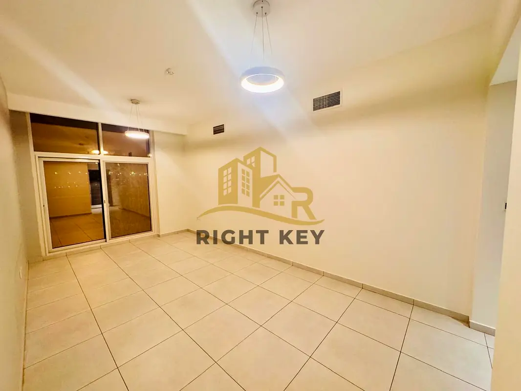 HIGHER FLOOR/ OPEN VIEW/ SEPARATE LAUNDRY/2BHK /95K