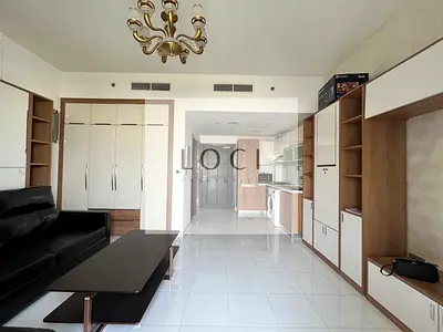 READY TO MOVE | HIGH FLOOR | NEAR METRO