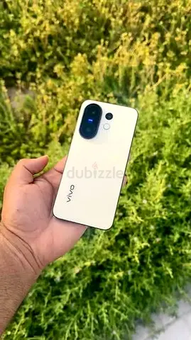 Vivo x200FE With 6month warranty
